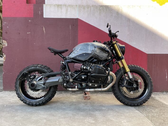BMW R nine T Hoodlum